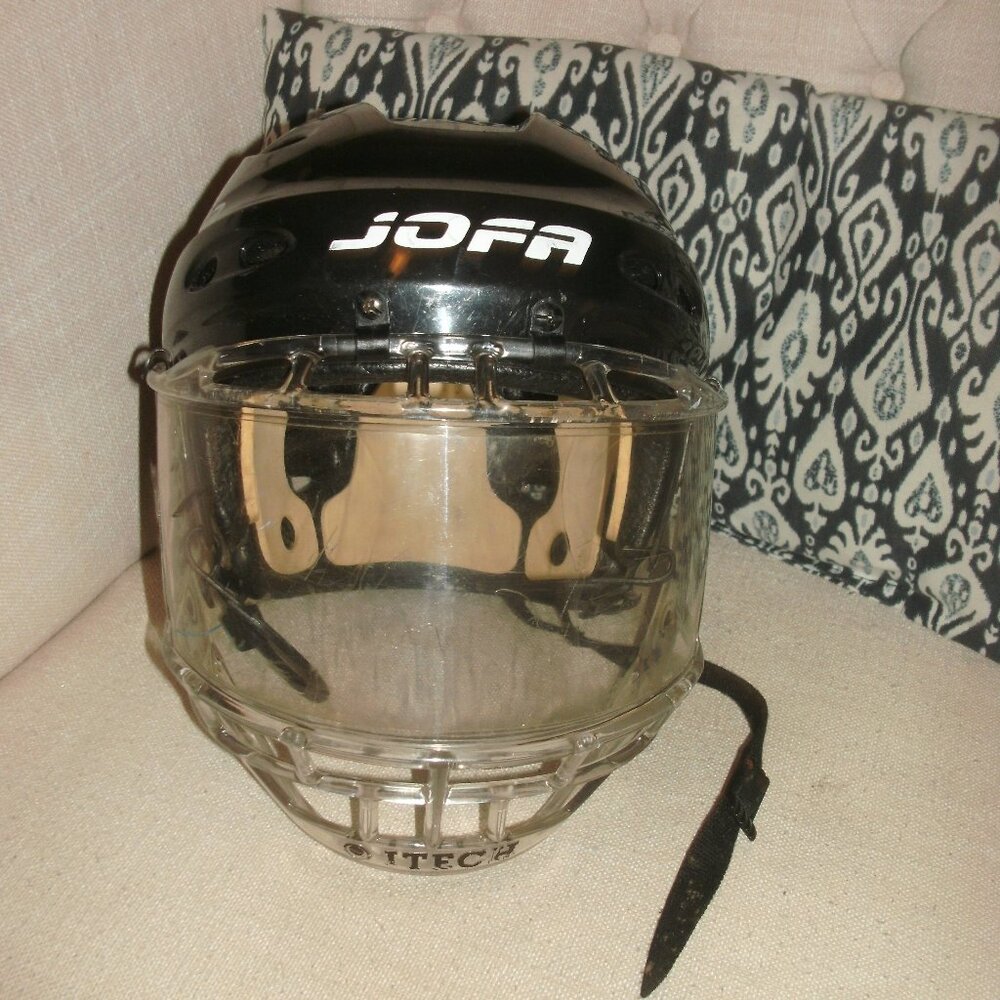 Jofa 690 L Hockey Equipment Helmet ITECH Size 7" to 7 5/8" Black Padded  HECC - Picture 2 of 7